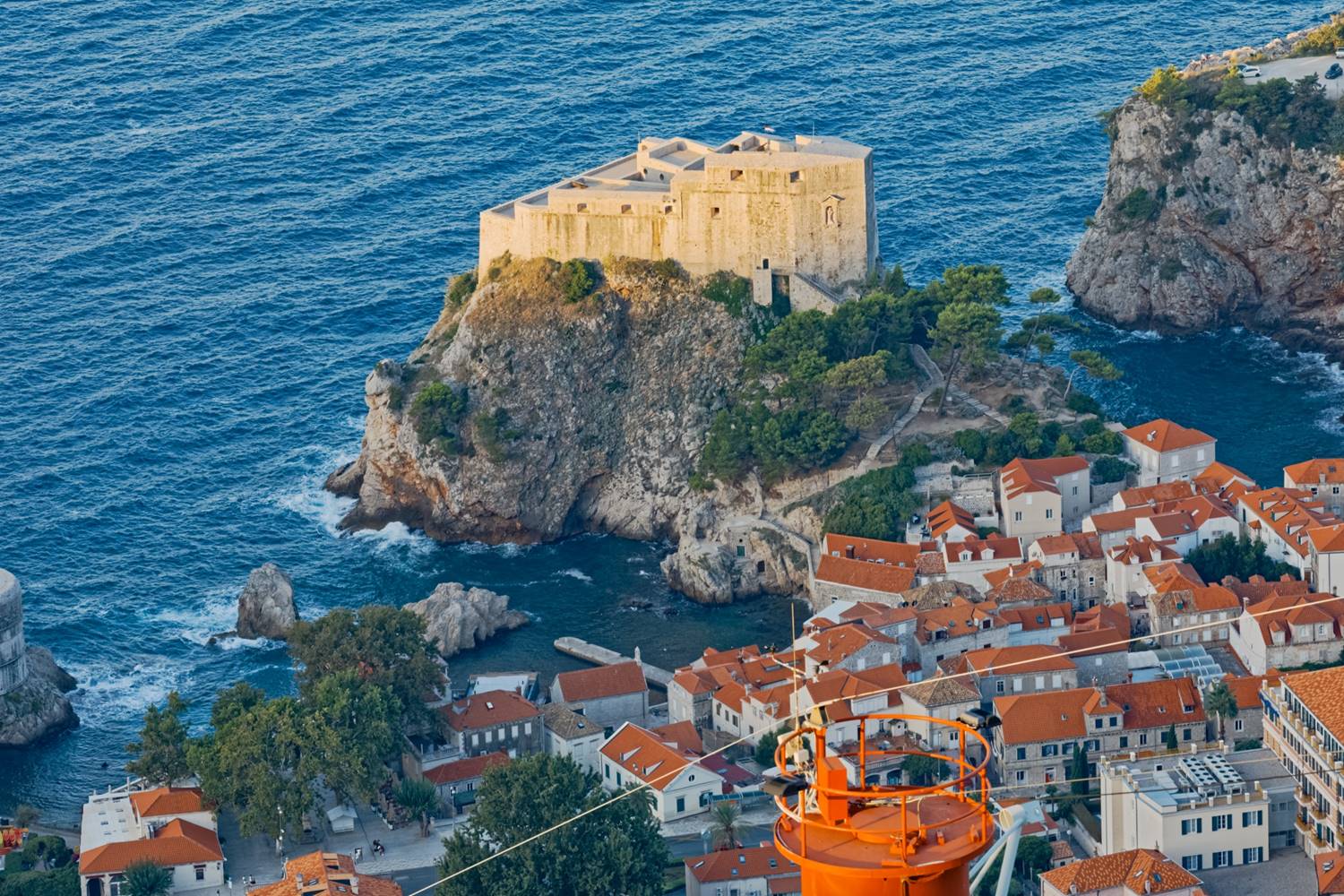 Lovrijenac image