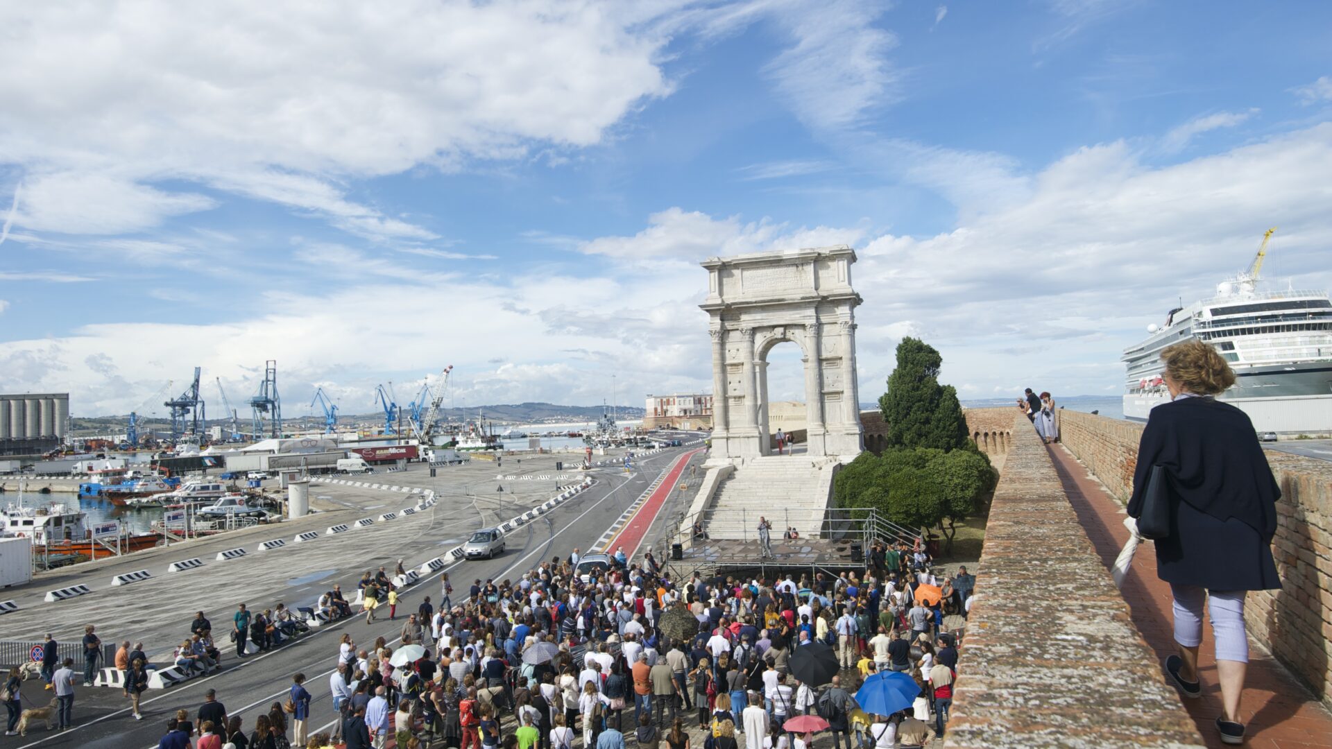 IL PORTO ANTICO image