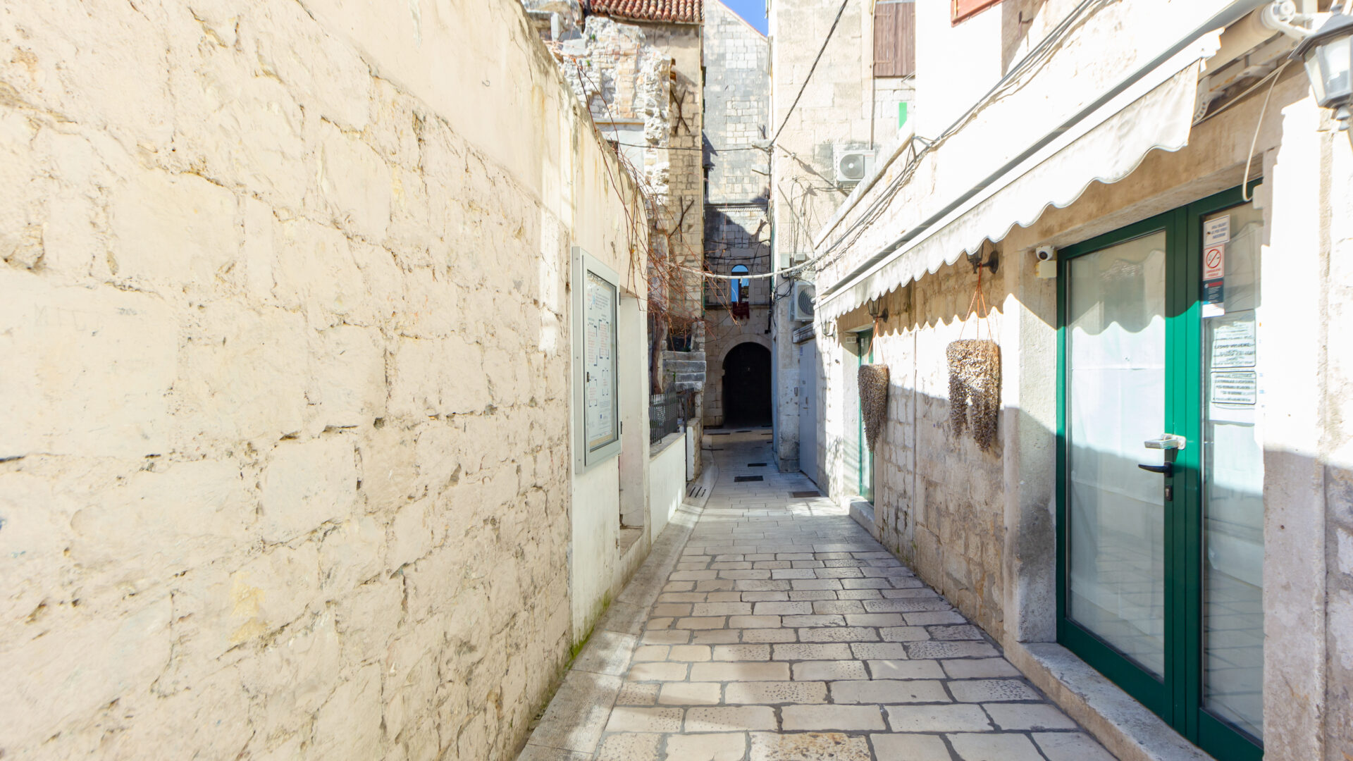 La Porta Argentea image