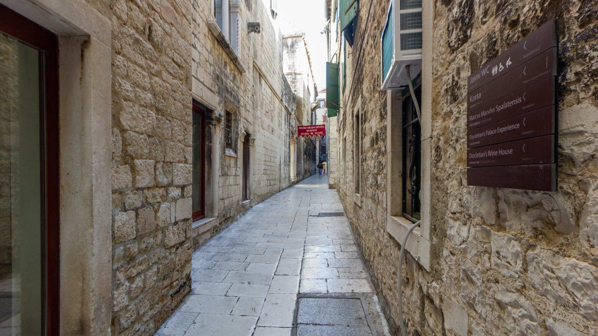 La Porta Argentea image