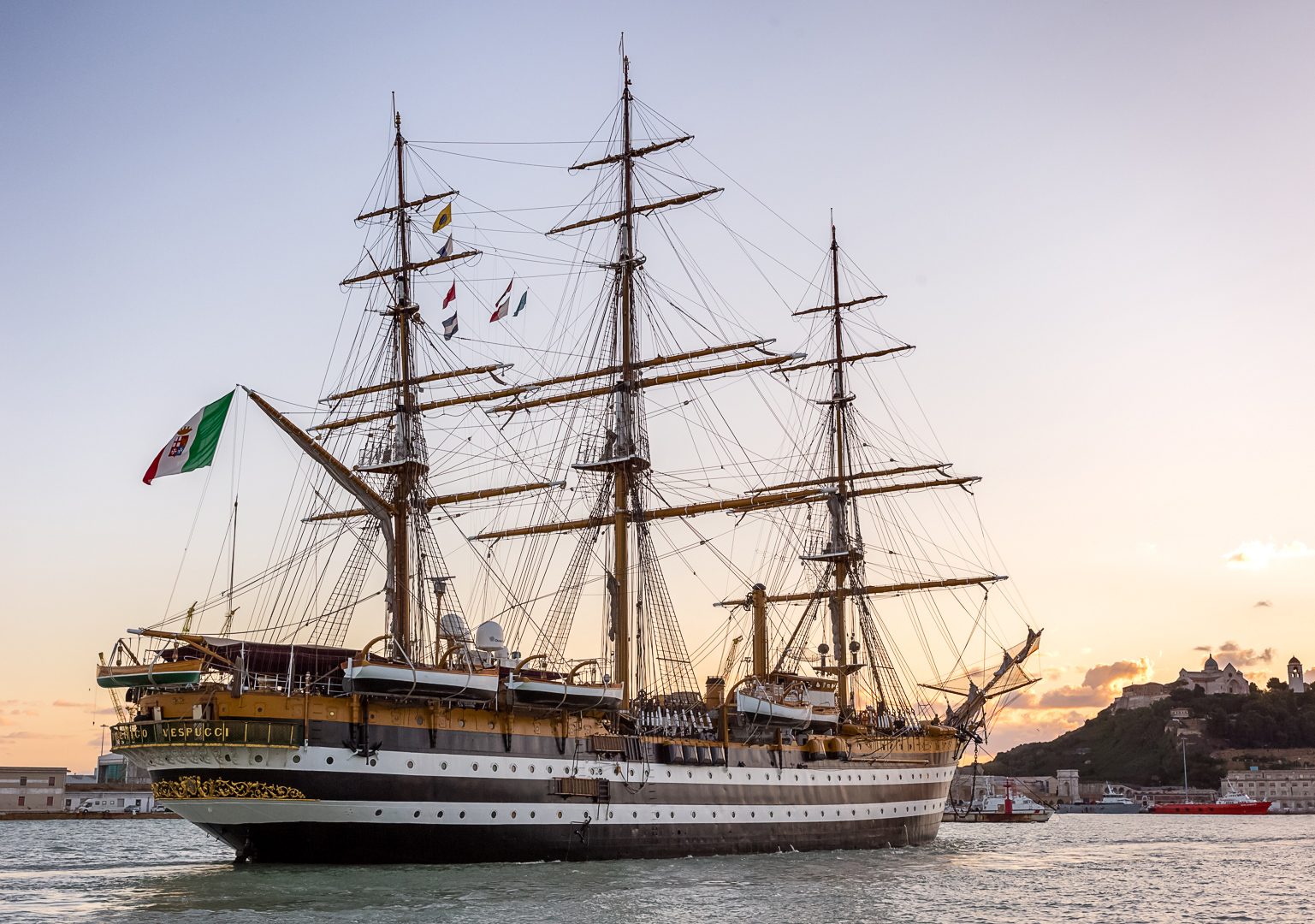 IL PORTO ANTICO image