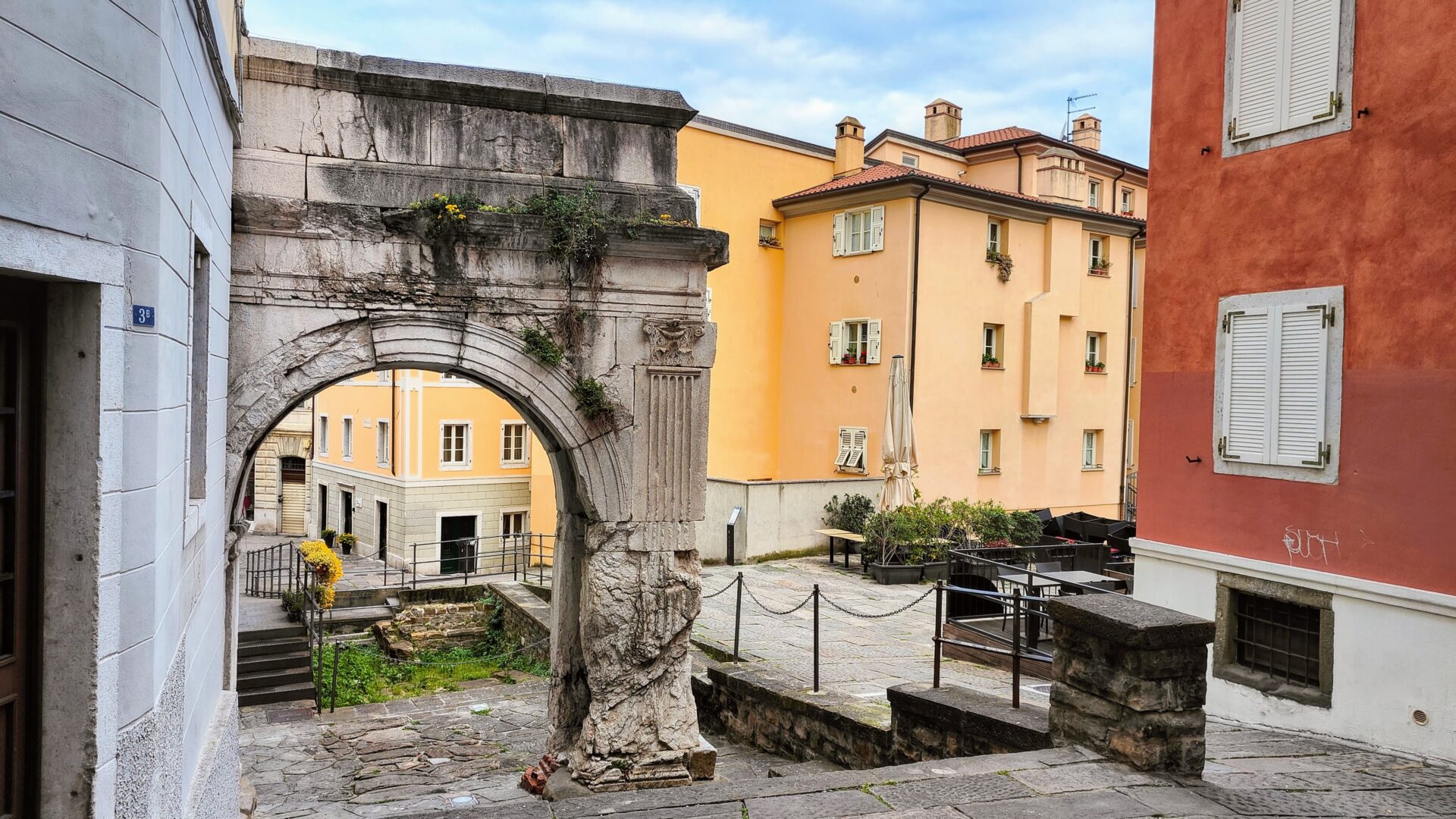 ARCO DI RICCARDO image