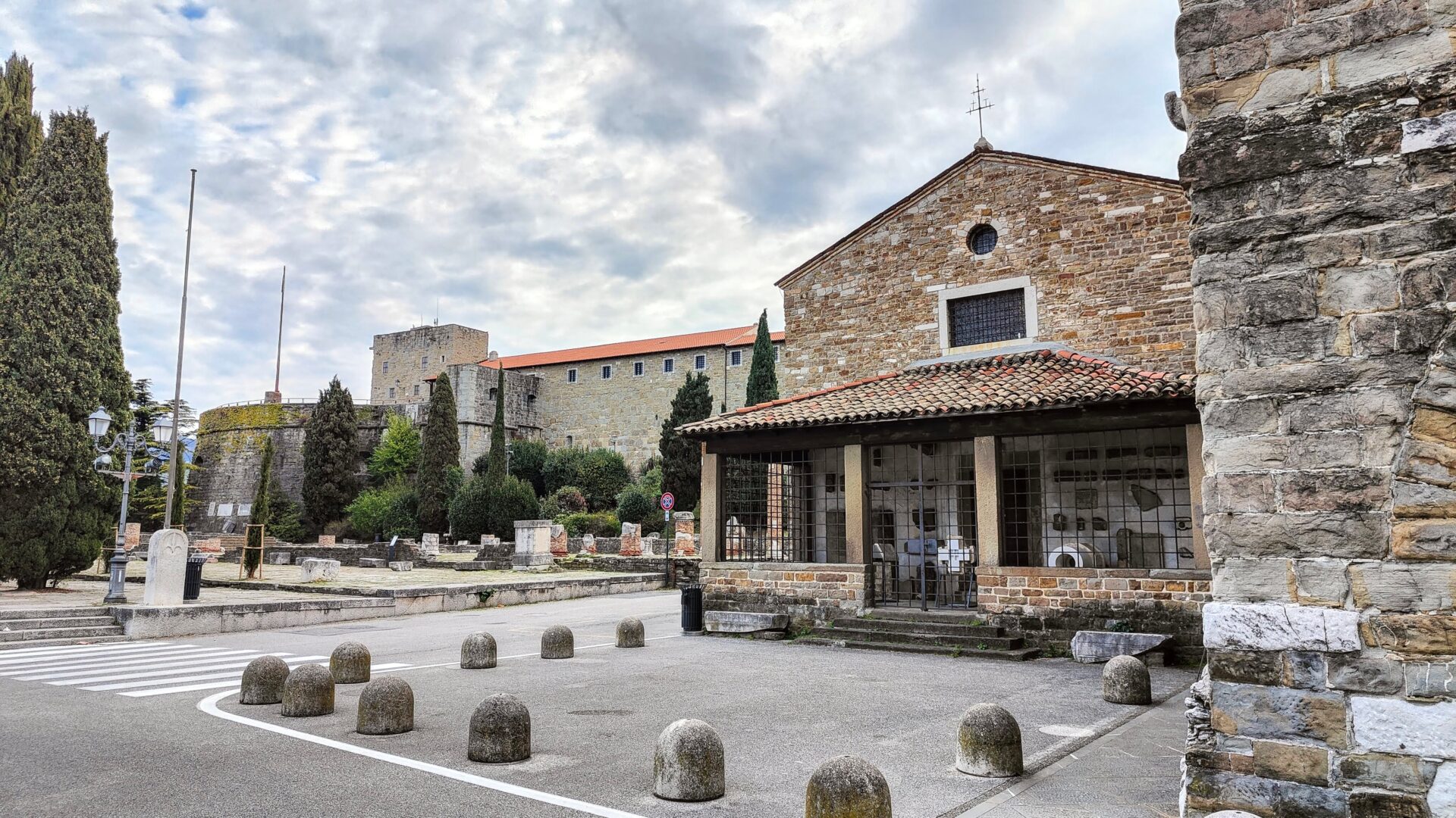 CASTELLO DI SAN GIUSTO image