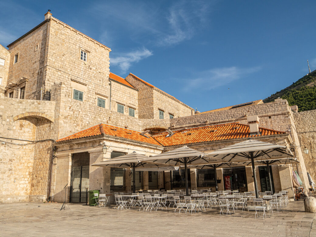 NAVAL LOGGIA image