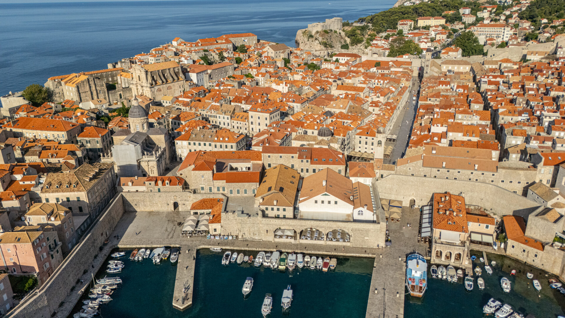 TROKUTASKI GAT image