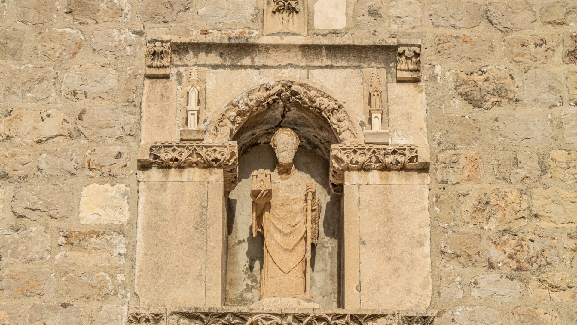 FISH MARKET GATE image