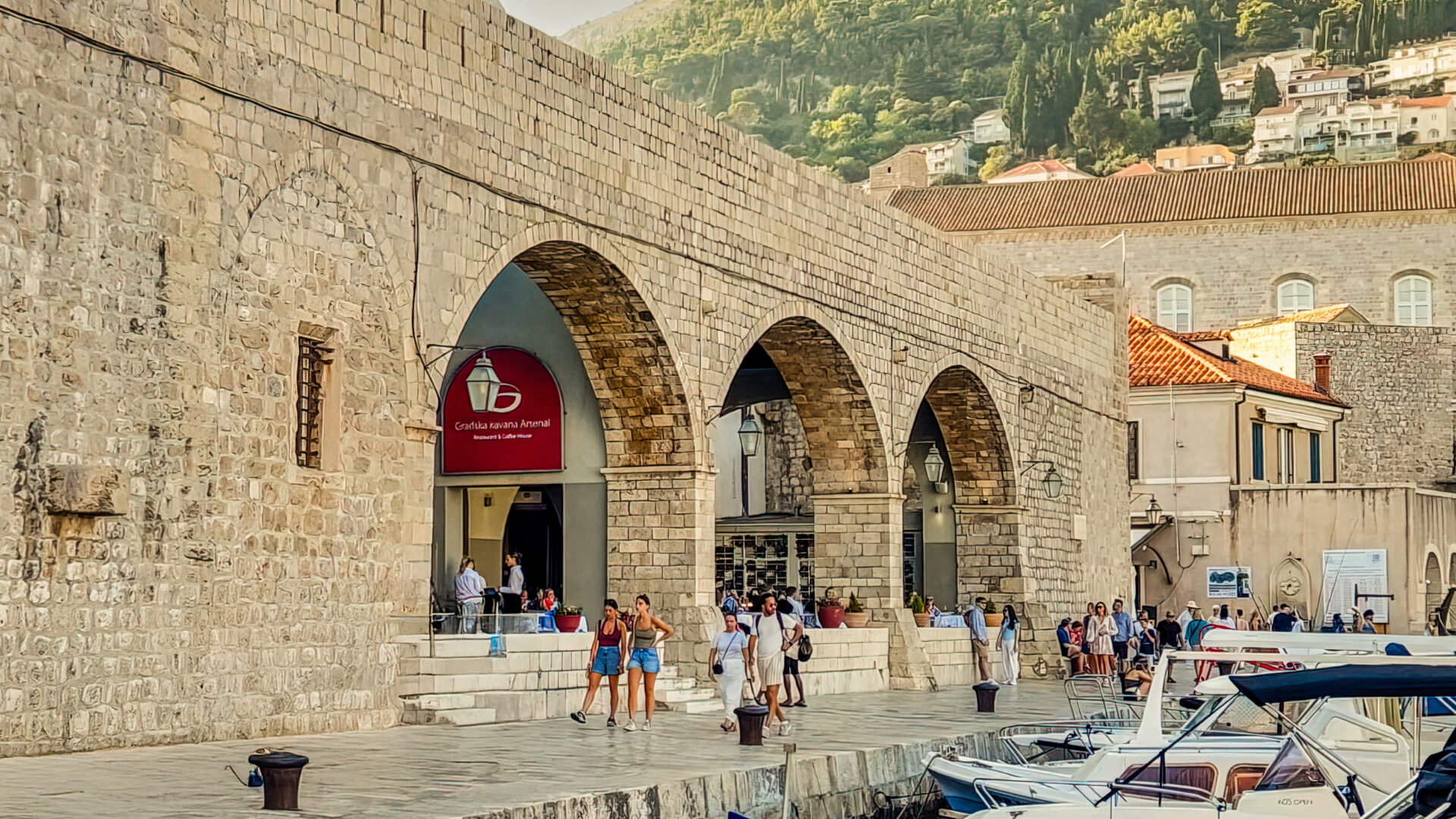 ARSENALE GRANDE image