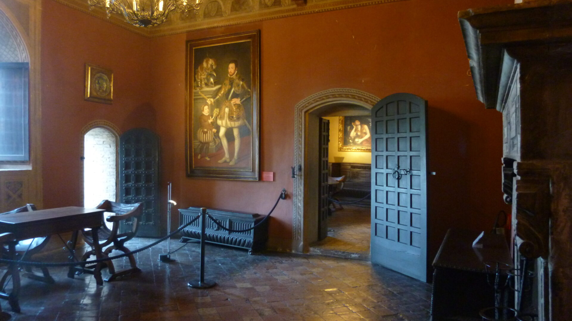 GRADSKA TVRĐAVA GRADARA: MJESTO POVIJESTI, LJUBAVI I VJEČNIH LEGENDI image