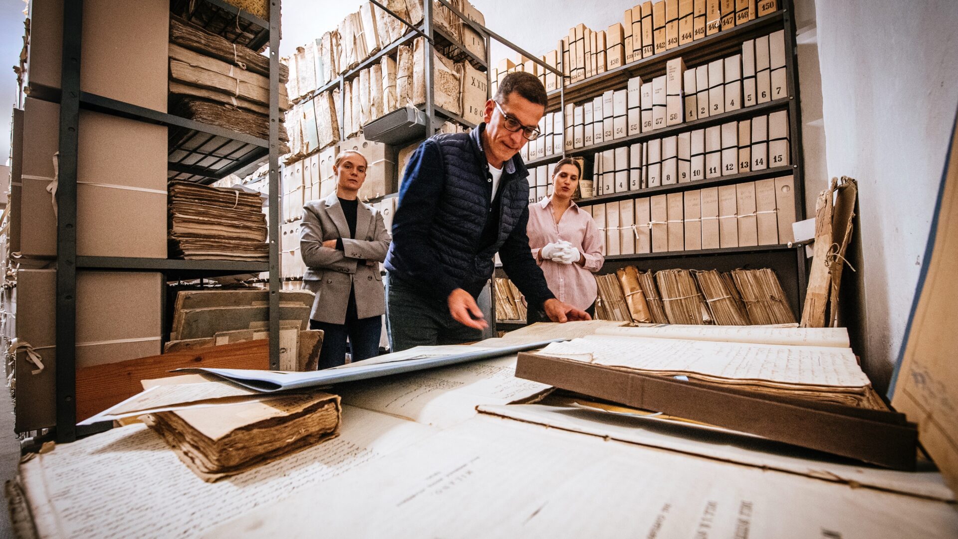 Seven Kilometres of Time – The State Archives in Zadar image