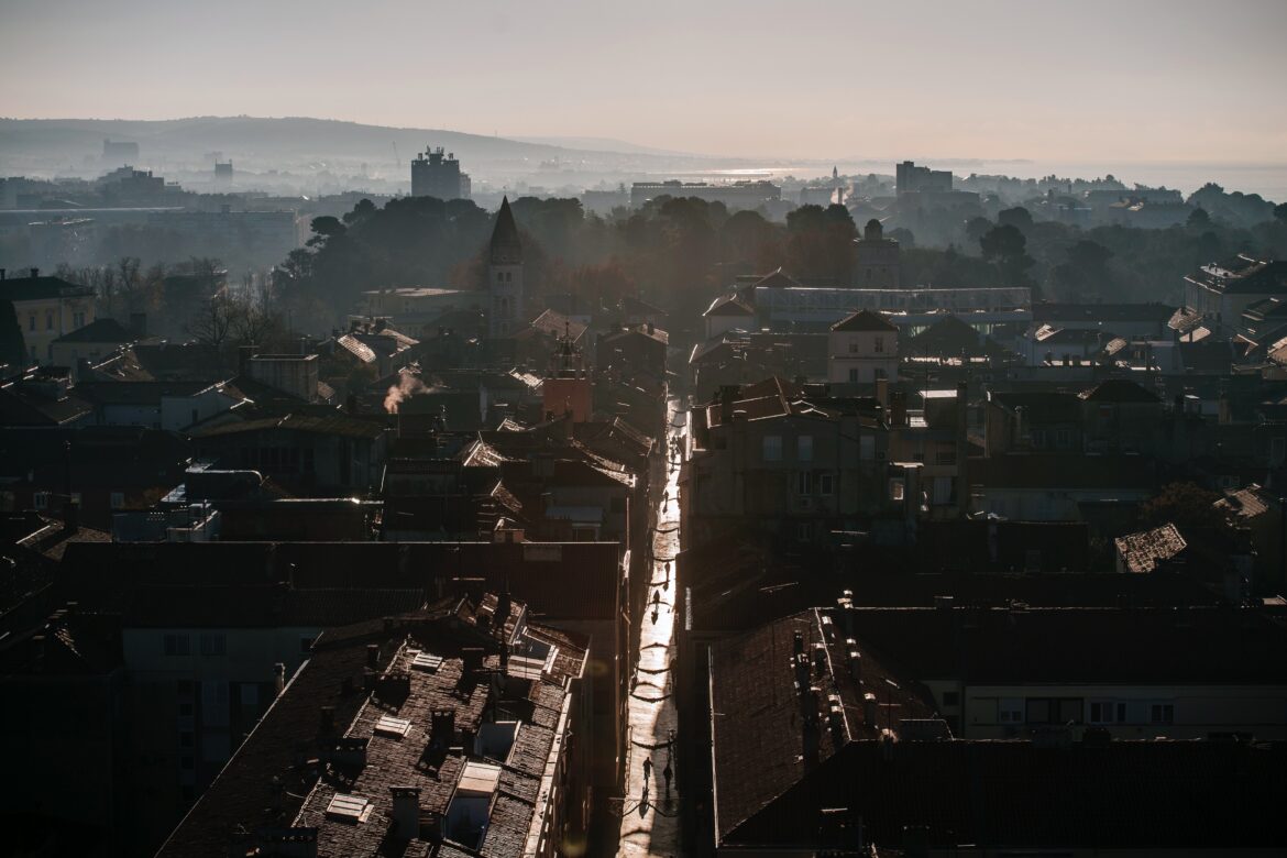 Broken Stones – Forum/Donat/Kalelarga image