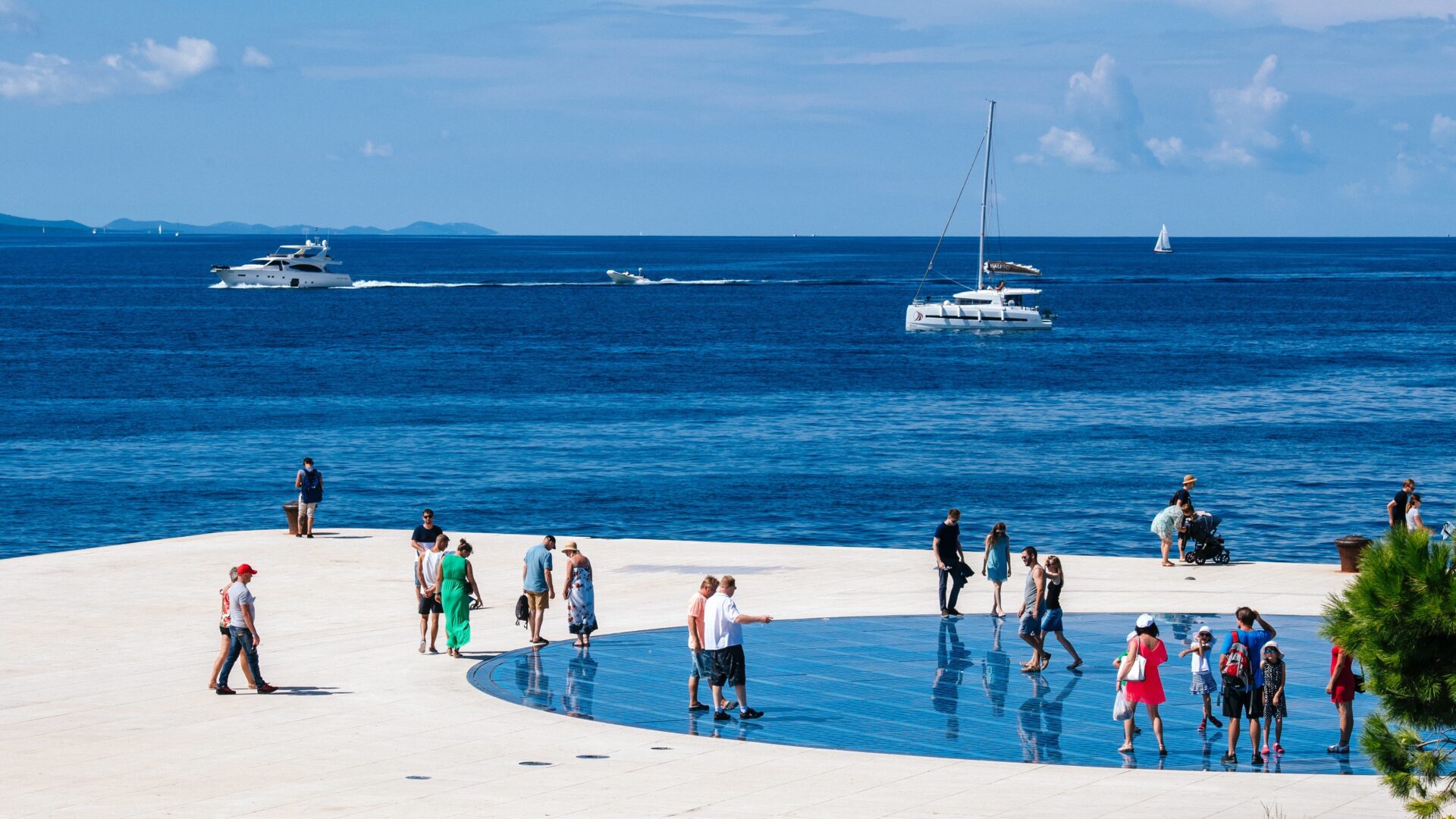 CONTINUUM – Sea Organs and Greetings to the Sun image