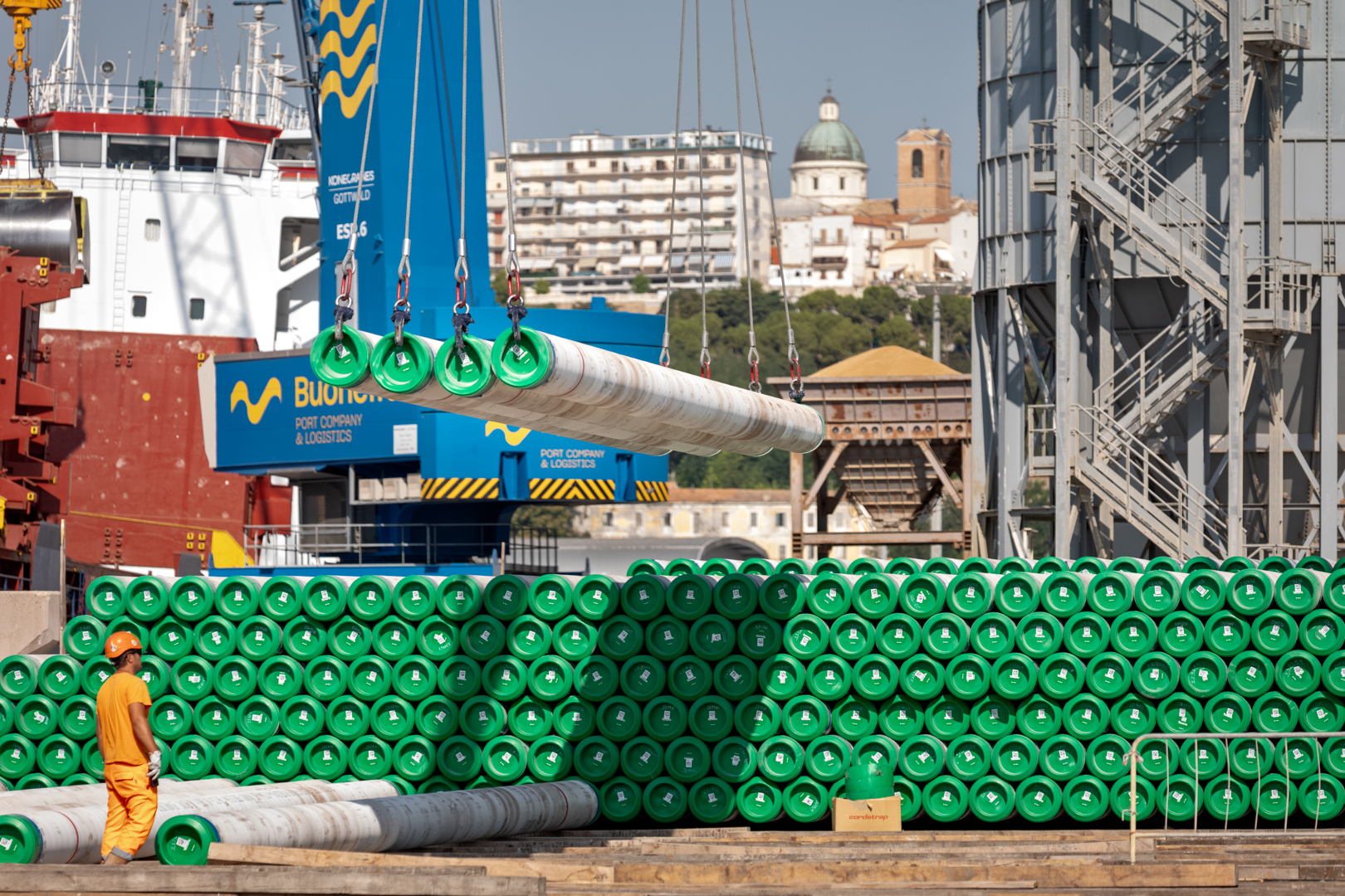 A WINDOW ONTO THE ADRIATIC: THE PORT OF ORTONA image